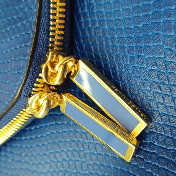 Henri Bendel Debutante Snake Clutch/ Crossbody NWT - Picture 11 of 14